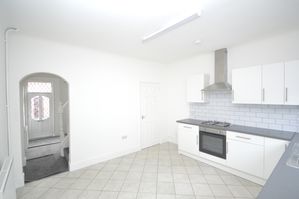 Photo 16- click for photo gallery